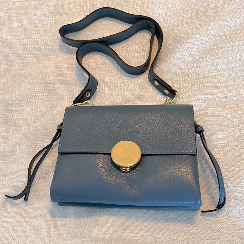 Uno Alla Volta Leather Shoulder Purse Blue